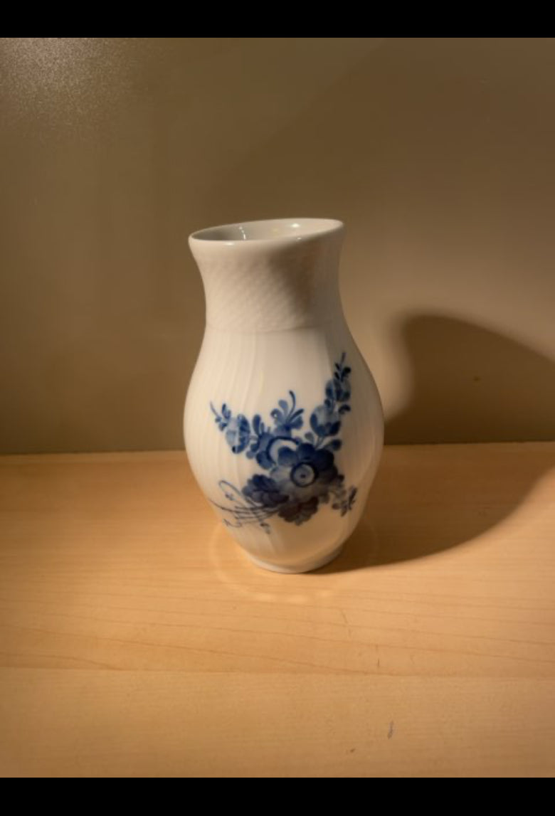 Royal Copenhagen Blå Blomst Svejfet